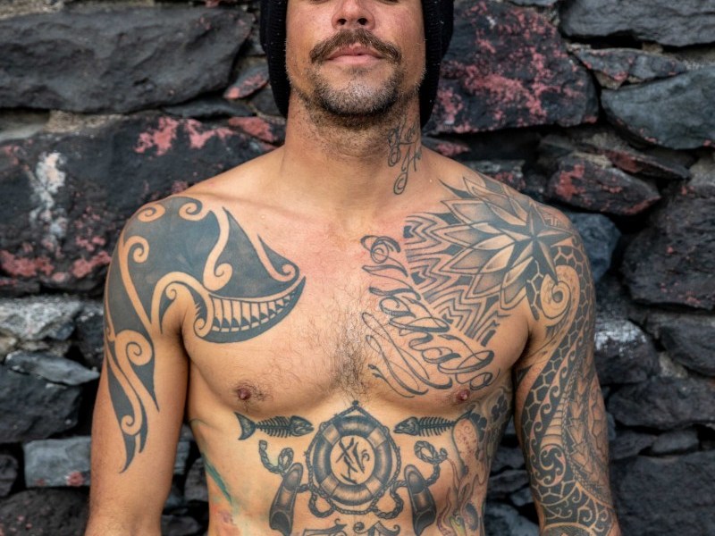 Surfer Brésil -Luc-CIVIDINO